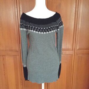 Jacob Off-the-Shoulder Grey Sweater Top with Black and White Trims